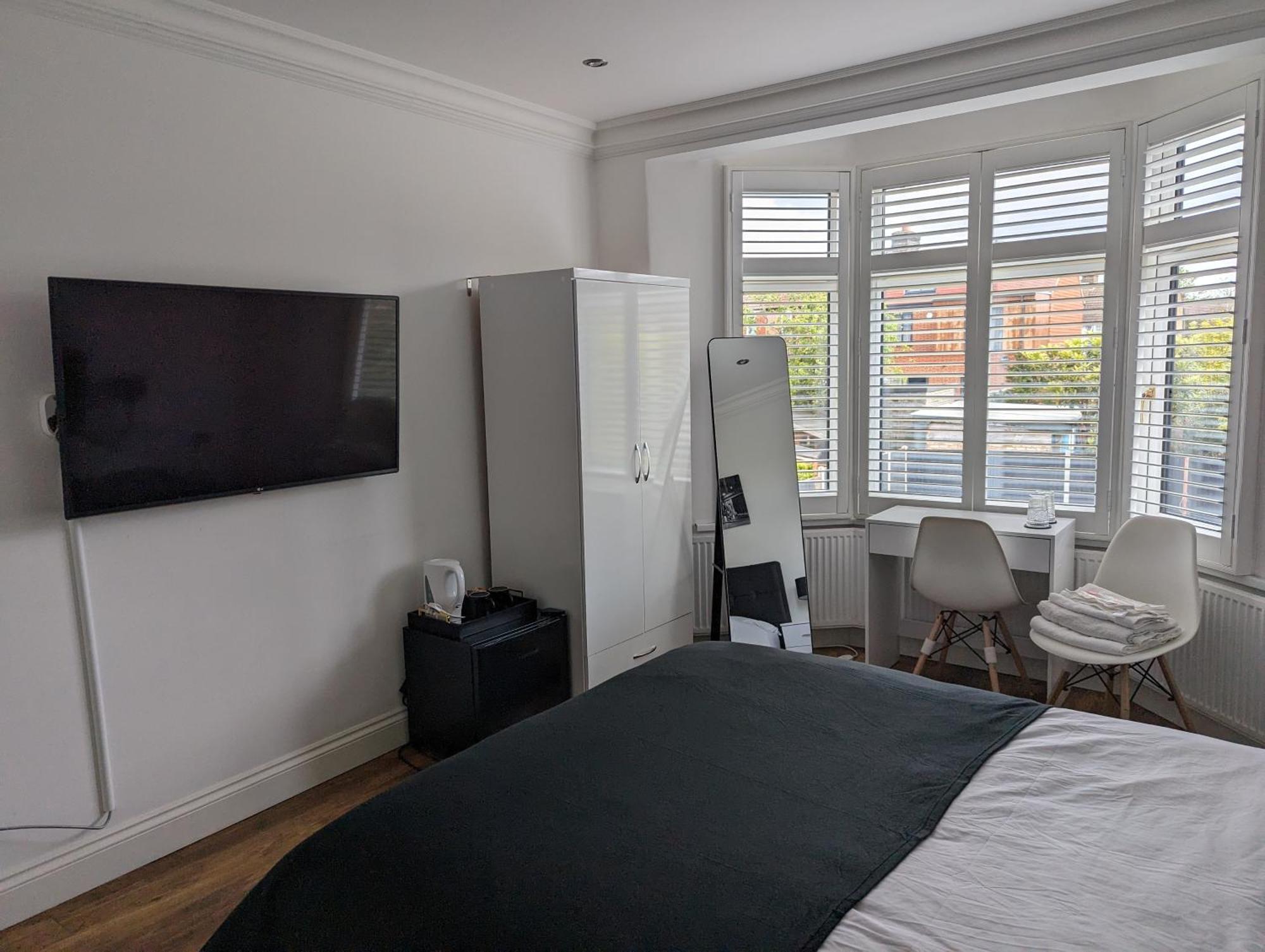 Luxury Hotel Rooms Palmers Green Exterior foto